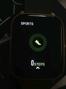 Cross beats Ignite Lyt Smartwatch Worth 4999
