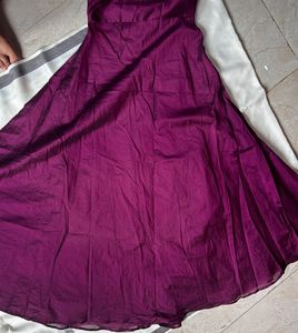 Gown Bleser