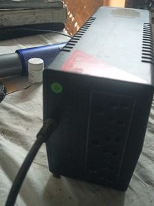 Intex Protector 725 UPS