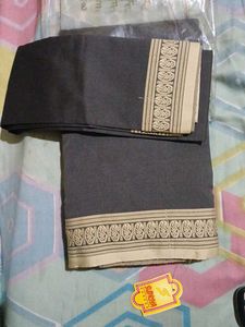 Elegant Grey Saree with Border