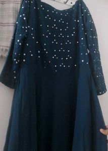 Diwali sale!!💗Maxi Dress wid cozy earrin