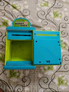 Fingerprint Money Safe