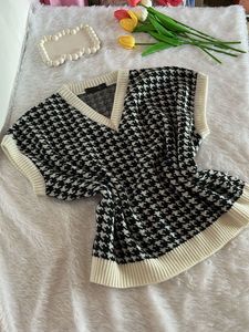 Pinteresty Old Money Style Knit Vest
