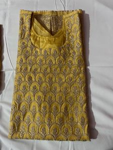 Salwar suit