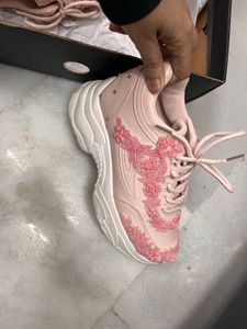 Embroidered Shoes From Kanvas(Shark Tank)