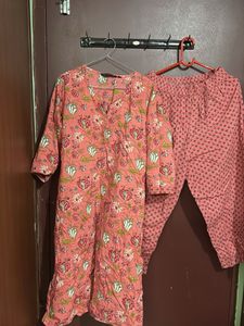 Rangmanch Floral Kurta and Pants Set