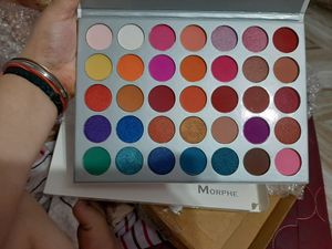 eyeshadow