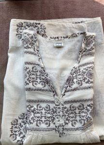 Elegant Cream Floral Print Kurta