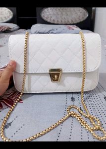 Cute White New Chain sling Bags 🥰