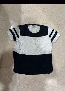 Stylish Black &amp; White T-Shirt