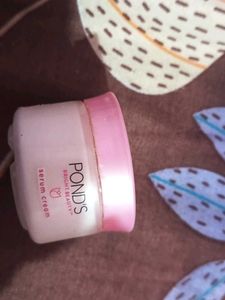Pond's Bright Beauty Serum Cream
