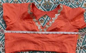 Floral Print Saree With Ready Made Blouse