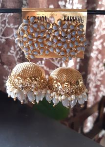 Earings