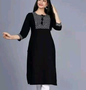 Elegant Black Embroidered Kurta