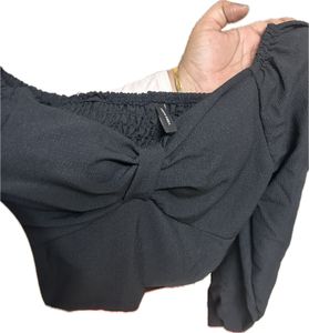 High End Black Crop Top