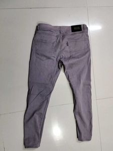 Zara&#39;s Denim Jeans