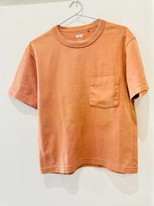 Uniqlo Kids Tshirt !