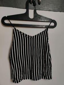 Sleevles Crop Top For Girls
