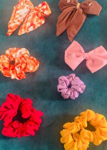HAIR BOW