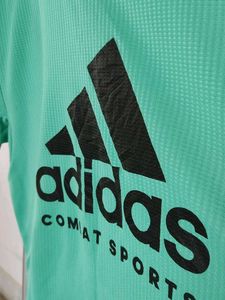 Adidas Tshirt