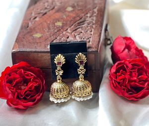 Elegant Gold Jhumka Earrings