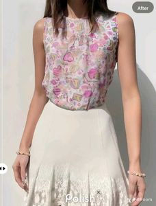 New With Tag Korean Asthetic Floral Pullover
