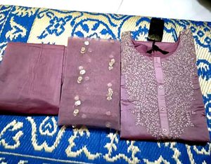 Chanderi Silk Embroidered Kurti Set ,net Duppatta