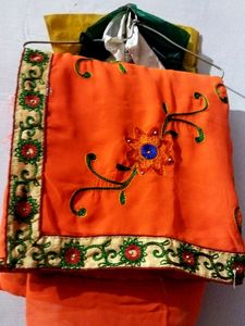 Woman Georgett Solid Saree