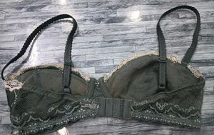 36 D Look Hot 🥰