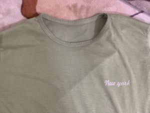 Offer 🥳 Cute 'New York' Graphic Tee
