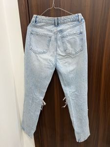 Zara Ripped Mom Jeans