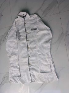 White Embroidered Kurta/Shirt