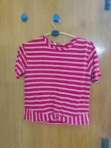 Striped Tshirt With Knotted Hem