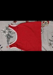 CHERRY RED CROP TOP🍒