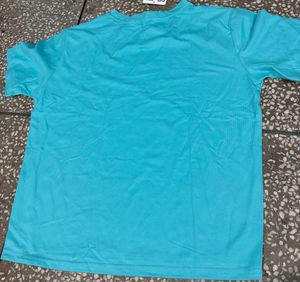 New Trendy Outfit Jeans And Tee Set