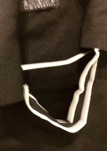 Chic Black &amp; White Top