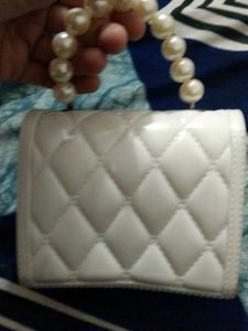 Pearl Handle White Bag