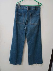 zara brand Wide Leg baggy style Denim Jeans