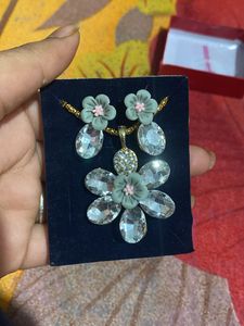 Simple Chain With Earrings