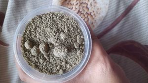 60 g Of Rosemary Finely Powdered