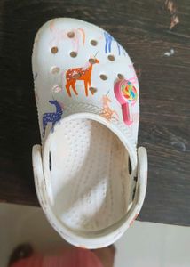 A new original crocs clogs for girl 2 years