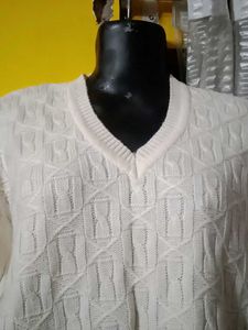 Elegant Cream V-Neck Sweater for man