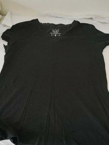 Comfy Black T-Shirt