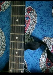 YEMAHA Guitar with Pick Holder And Bag.