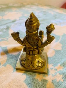 Lord Lakshmi Idol 🕊️
