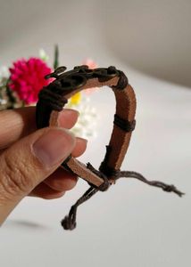 Adjustable Bracelet With Cycle Charm 🧿