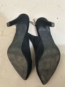 Carlton London Black Heels