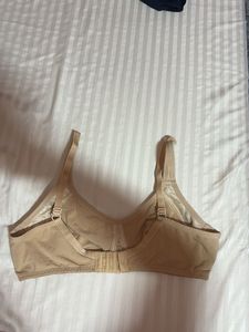 🔻Van Heusen Bra 36b