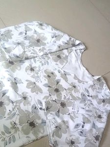 NEW ! Rayon Floral print short kurti|White Straigh