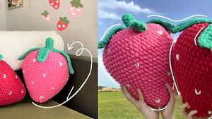Crochet Cute Pillow